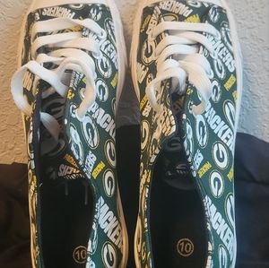 GREEN BAY PACKERS SHOES!!!